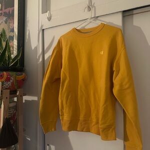 Champion Men's Crewneck in Vibrant Yellow